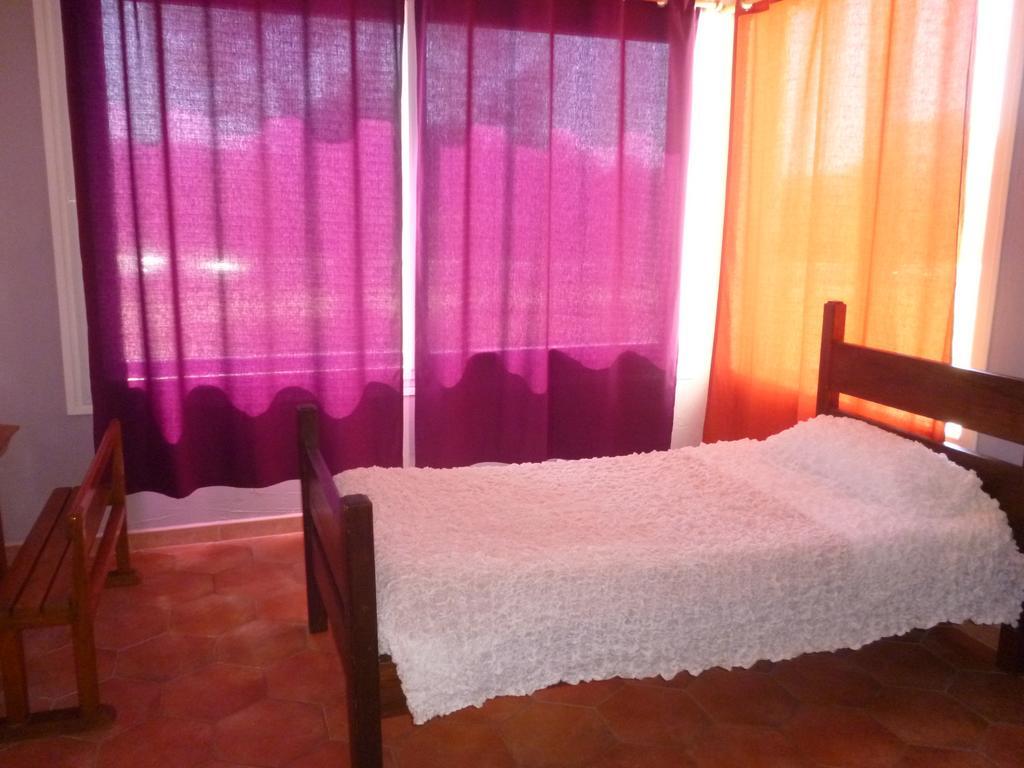 Hotel Le Couloubrier ลูมีย์ ห้อง รูปภาพ