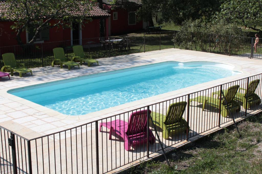 Hotel Le Couloubrier ลูมีย์ ภายนอก รูปภาพ